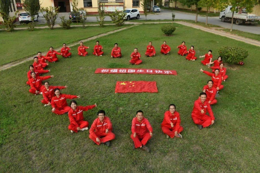 河南一村官帮百余家庭团圆被质疑想红，究竟是怎么回事？